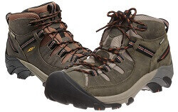 Hiking boots - Salkantay Trek Packing