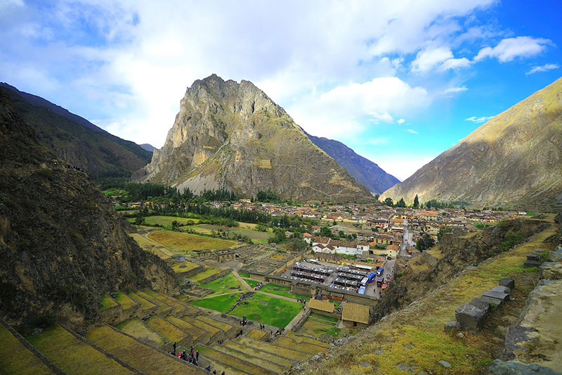 Day 8: CUSCO:  SACRED VALLEY AND TRAIN TO MACHUPICCHU TOWN
