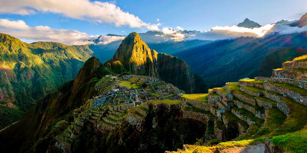 Day 4: Visiting   Machu Picchu Sanctuary